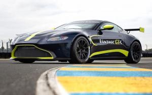 Aston Martin Vantage AMR GT4 2018 года